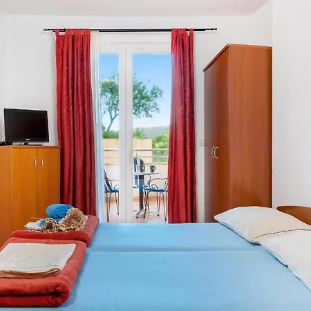 Nice Apartment In Baska Voda Baška Voda