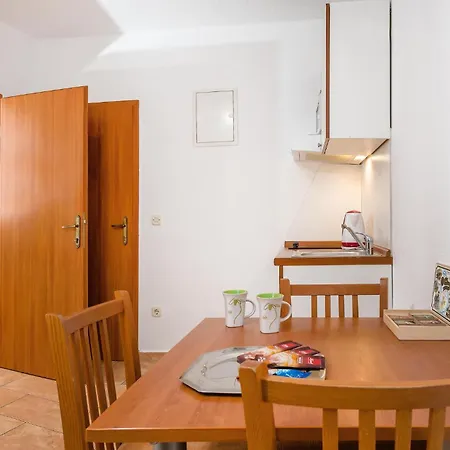 Διαμέρισμα Nice Apartment In Baska Voda