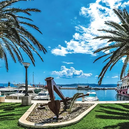 Nice Apartment In Baska Voda Διαμέρισμα Baška Voda